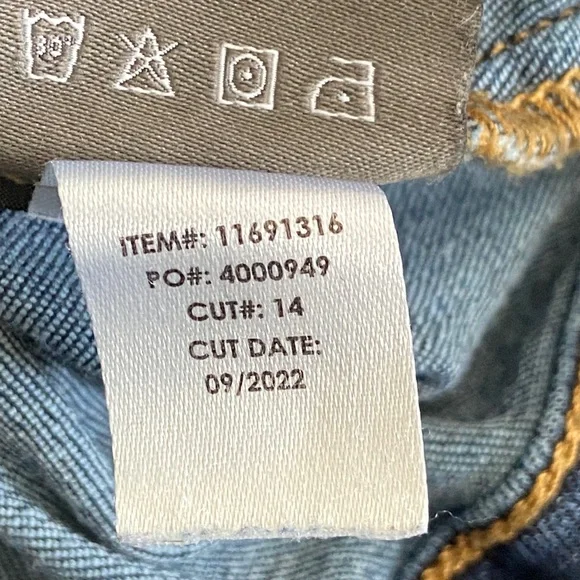 Torrid Blue Medium Wash Collarless Cropped Bolero 3/4 Sleeve Denim Jacket 3683 - Picture 12 of 12